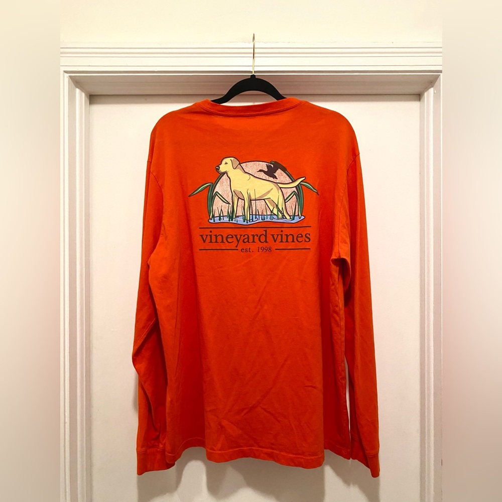 Vineyard Vines Long Sleeve T Shirt Men’s Size Large Orange Lab Dog Preppy